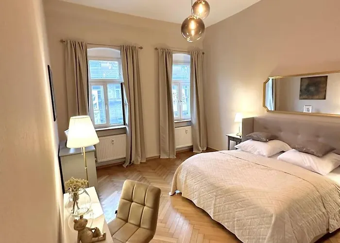 Stilvolle Wohnung In Bestlage